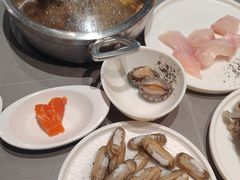 -黑金·寻焰自助百汇·烤肉·火锅(中街店)