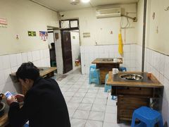 -石灰市毛记烧鸡公(解放碑店)