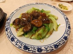 花菇扒菜胆-麒麟中餐厅·经典粤菜·地道菜式老字号(广州长隆酒店)