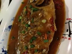 -缘来聚·徽菜名店(黄山宏村店)