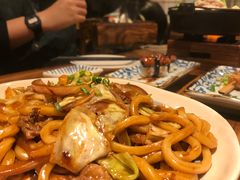 地狱肥牛炒乌冬面-石屋料理(南京西路店)