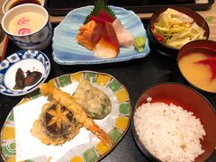 -小山日本料理(兴业太古汇店)