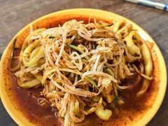 -玲玲米粉·新疆现炒米粉(大十字总店)