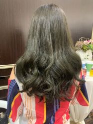 点击看大图 长发-八佰伴8008星级形象店
