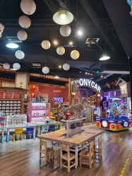 -卡通尼乐园(新达汇三林店)