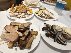 -天宜隆蘑菇宴火锅(石景山旗舰店)