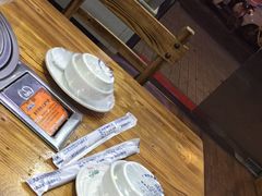 -大富蚝乌东哥饭店·石锅鱼杂·柠檬鸭(革新路店)