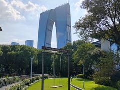 -中茵皇冠假日酒店·棕榈岛湖畔餐厅