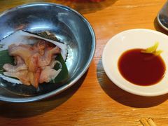 生吃赤贝-喝丢一只鞋海鲜烧烤·海肠捞饭(文体街店)