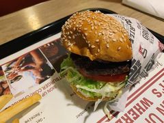 -The Habit Burger Grill 哈比特汉堡(复兴soho店)