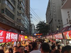 -正宁路小吃夜市