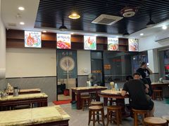 -香辉食馆(新兴路店)