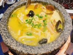 石锅手工豆腐-维园悦谱·海派家常菜(乌鲁木齐南路店)