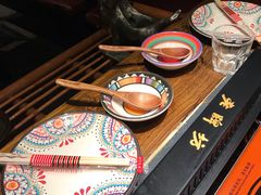 -老牌坊云南鱼豆花火锅(哈西万达店)