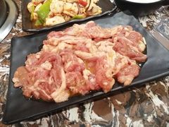 -啊美丽炭火烤肉(滑翔一店)