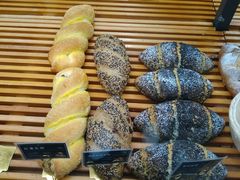 -焙丽拾光(麦凯乐直营店)