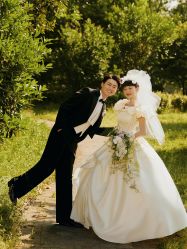 -至臻微拉婚纱摄影