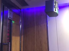 -蓝尊量贩(黄河路店)