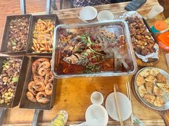 -老东镇啤酒屋海鲜加工·蒸汽海鲜·海鲜烧烤(台东店)