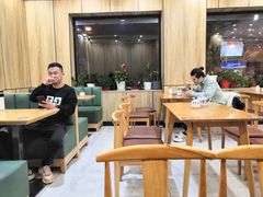 大堂-穆兰泽兰州牛肉面(天津·海河意式风情区店)