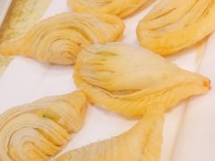 眉毛酥-绿波廊(豫园店)