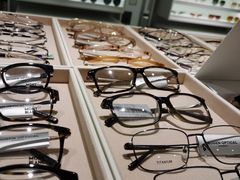 -目艮眼镜SHOWROOM(品牌集合店)