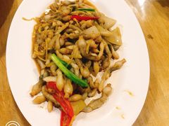 -拉威海鲜市场