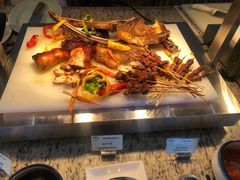 -怡豪大饭店·银顶旋转餐厅