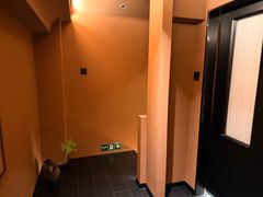 -泰·菩提树下[泰式按摩x精油SPAx肩颈头疗](新景店)