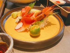 -铭牛烧肉·和牛海鲜自助(高新月牙湖店)
