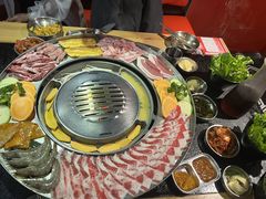 -哈哈碳都·牛肋条无限自助烤肉(宝龙店)