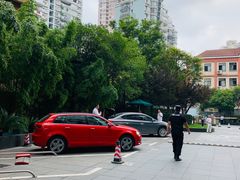 -飞洲国际广场-地下停车库