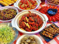 -肥小宝·金牌油焖大虾(襄阳龙虾地标店)