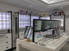 -造寸眼镜·蔡司官方授权店(东门店)