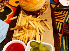 -芭莉与彩虹西餐厅(成都合生汇店)