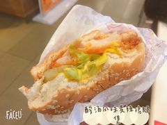 -麦当劳(田林好又多店)