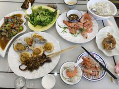 -覃记海鲜美食餐厅