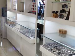 -明月眼镜(三坝店)