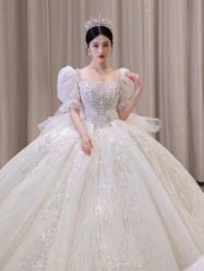 -MUSE缪斯婚纱礼服馆(黄陂广场店)