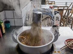 -咏勝锑锅麻辣烫(净居寺路总店)