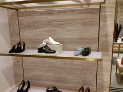 -STUART WEITZMAN(静安嘉里中心店)