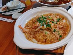 -头上红煨盐鸡·非遗院子餐厅