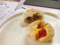 鲜肉月饼-盒马鲜生(杭州运河上街店)