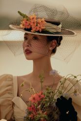 -至臻微拉婚纱摄影