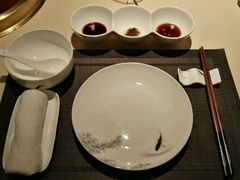 -余欢领鲜火锅(新街口店)