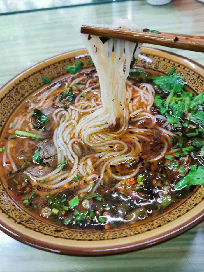 水城羊肉羊杂米粉-"一个字巴适,两个字,巴适得板[色][色].