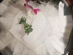 -老牌坊云南鱼豆花火锅(哈西万达店)
