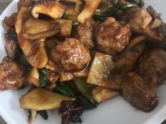红烧丸子-友谊餐馆(永安路店)