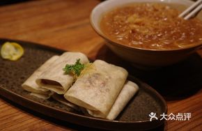 Crispy Pork with Flatbread