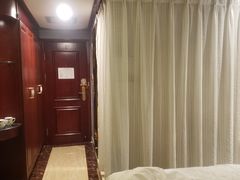 -丝路天山酒店(国际大巴扎店)